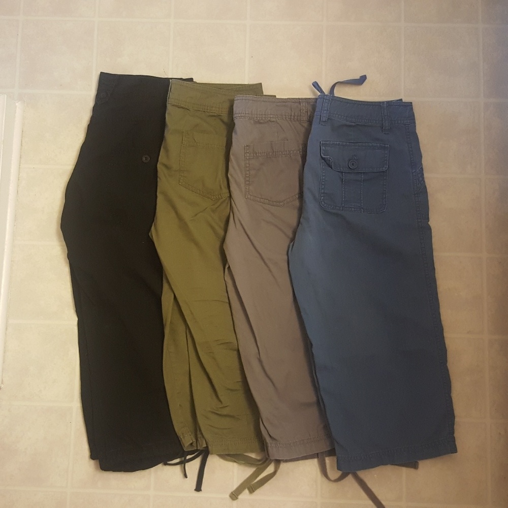 Women cargos capri BUNDLE !!!!!